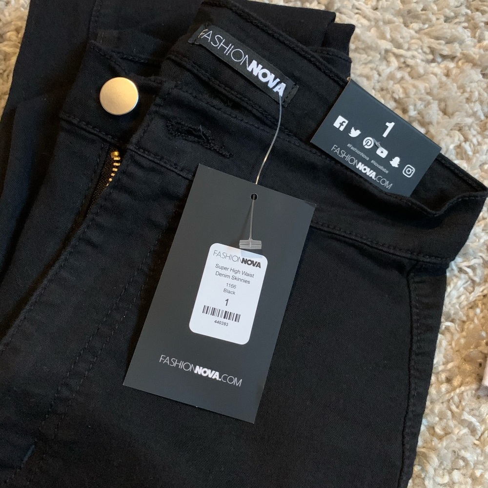 Fashion Nova Jeans